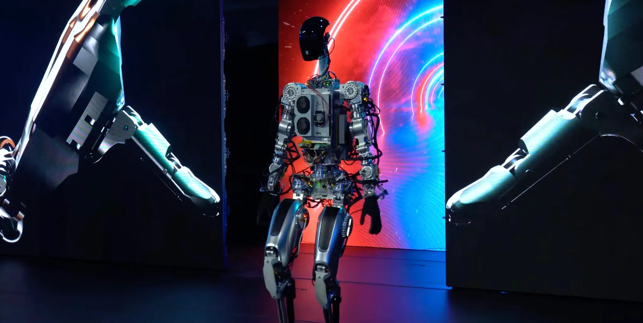 Tesla-Optimus-Humanoid-robot